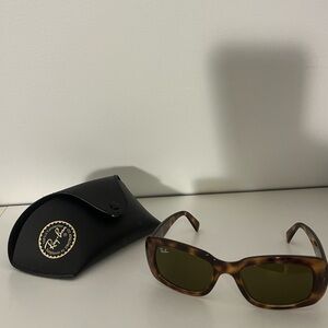 Ray-Ban NWOT tortoise sunglasses